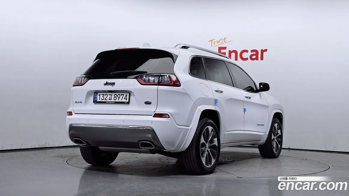 Jeep Cherokee 2021 из KR, фото 2