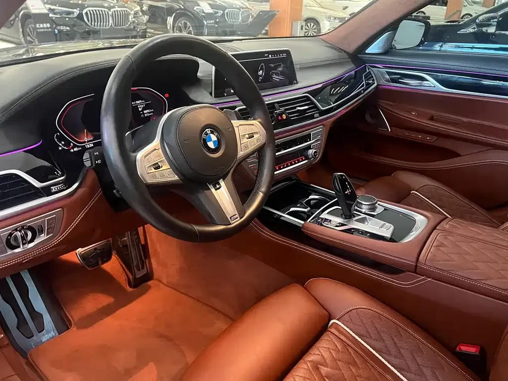 BMW 7 Series 2021 из CN, фото 5