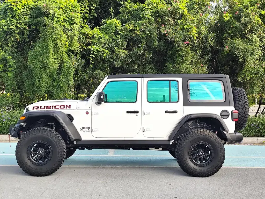 Jeep Wrangler — фото 5