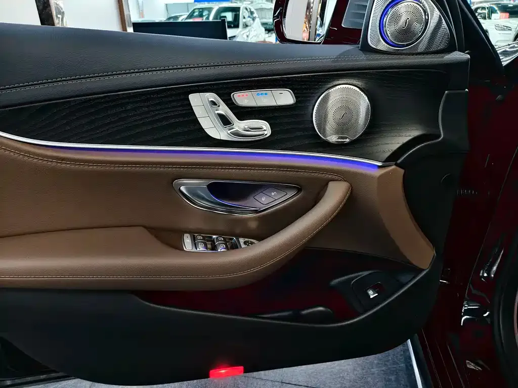 [object Object] E-Class 2022 из CN, фото 6