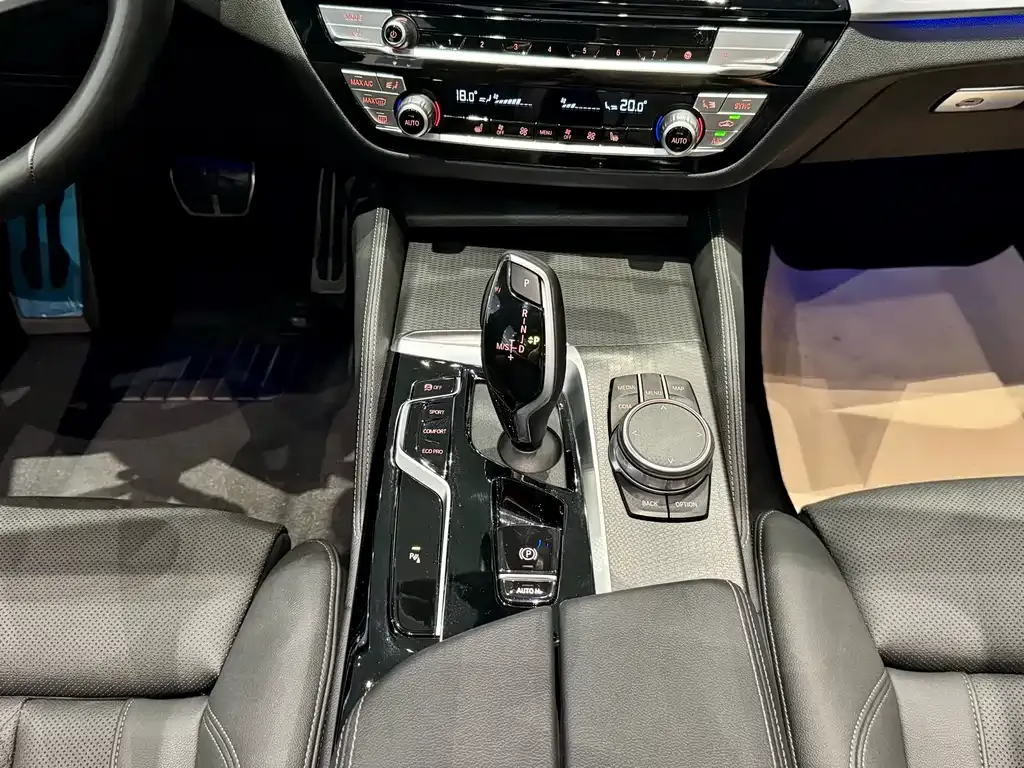 BMW 5 Series (Import) — фото 10