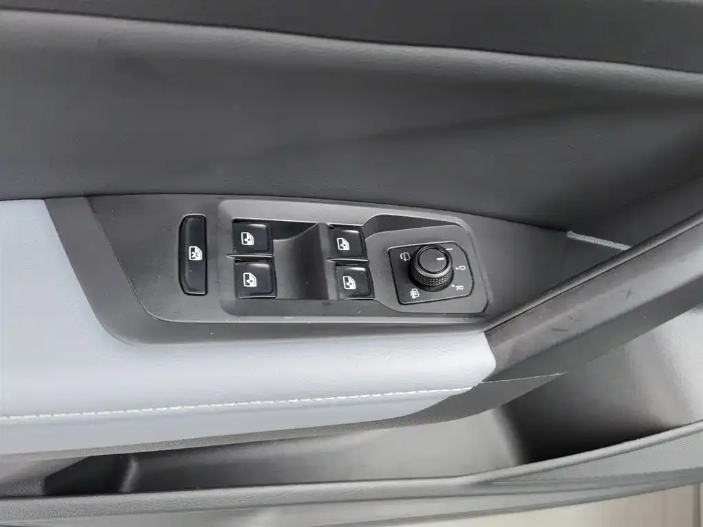 Volkswagen Lavida 2023 из CN, фото 9