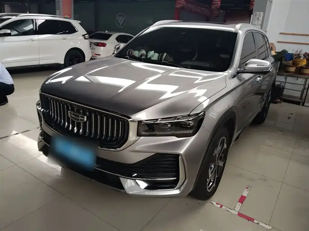 Geely Xingyue L — фото 1