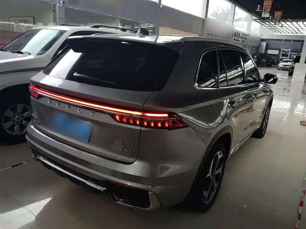 Geely Xingyue L — фото 6