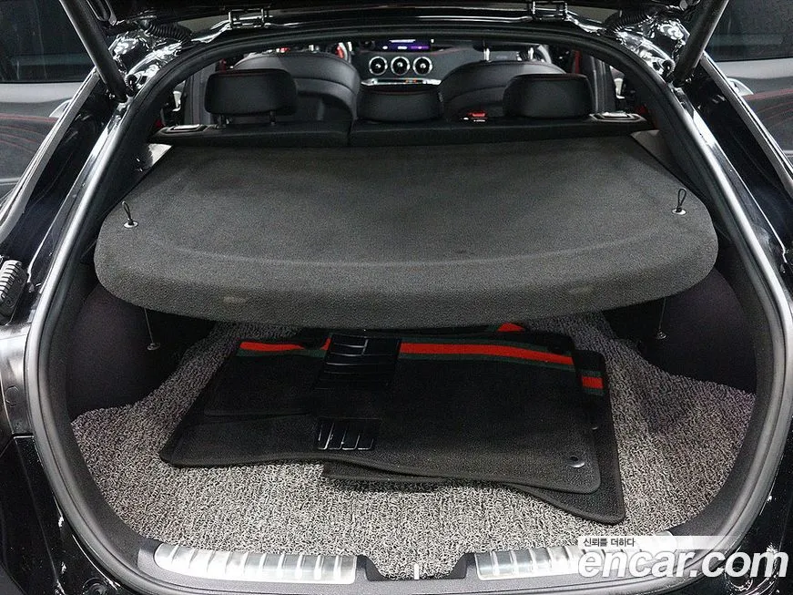 Kia Stinger 2023 из KR, фото 5