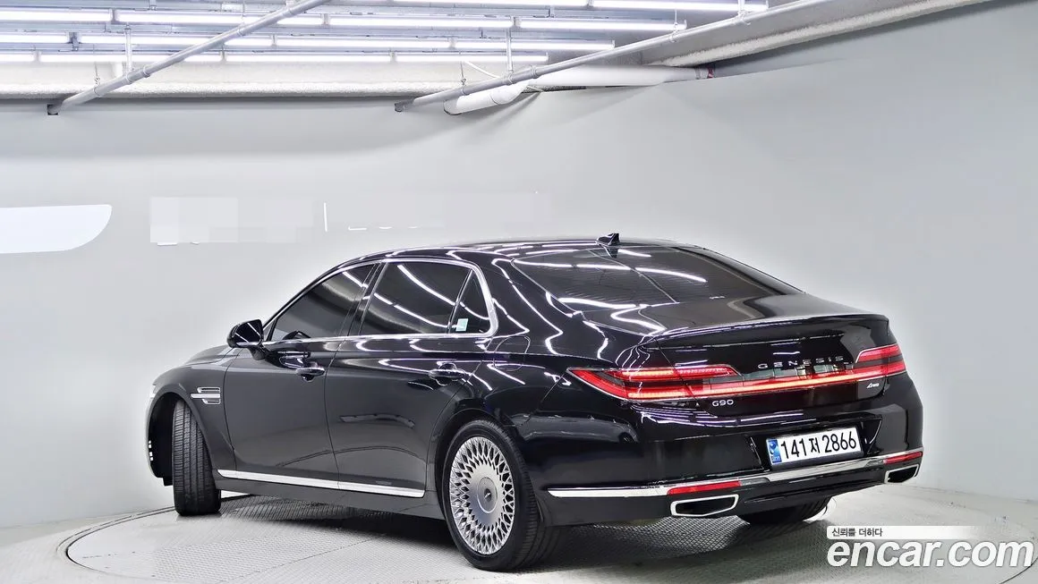 Genesis G90 — фото 4