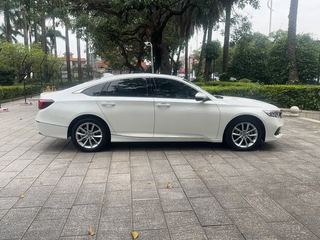 Honda Accord 2022 из CN, фото 4