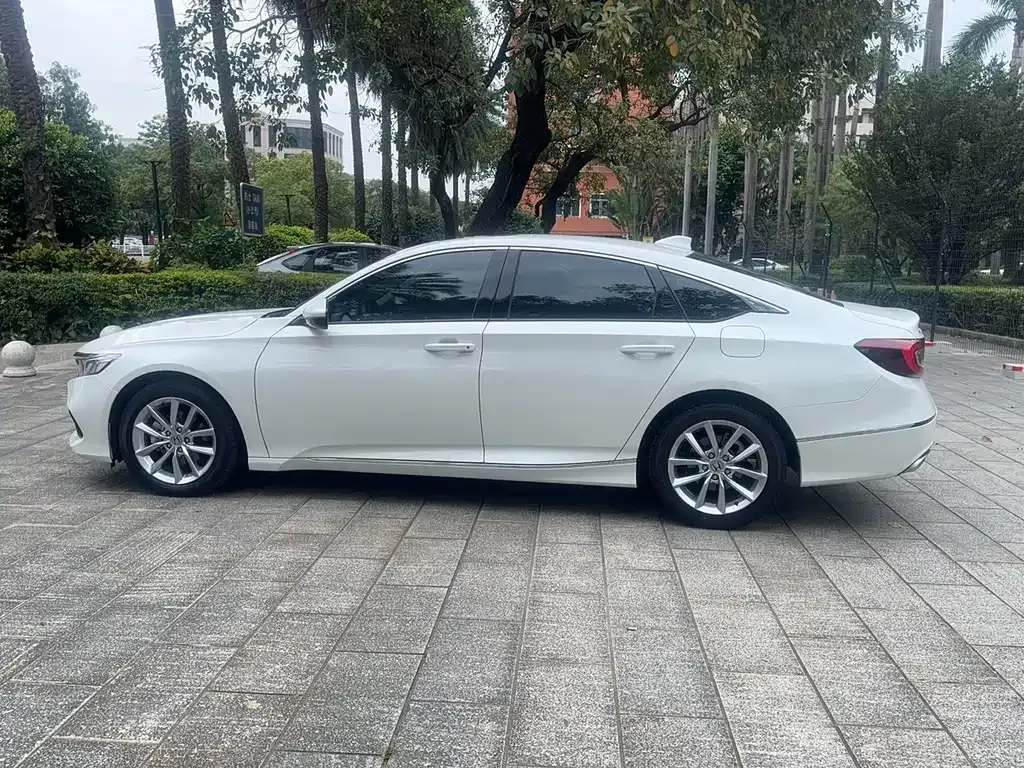 Honda Accord 2022 из CN, фото 8