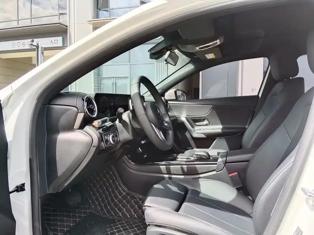 Mercedes-Benz A-Class 2022 из CN, фото 4