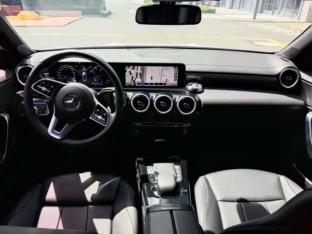 Mercedes-Benz A-Class 2022 из CN, фото 6