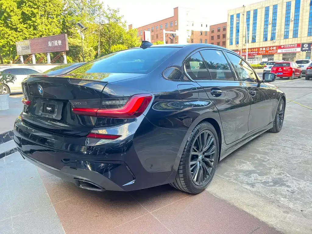 BMW 3 Series — фото 4