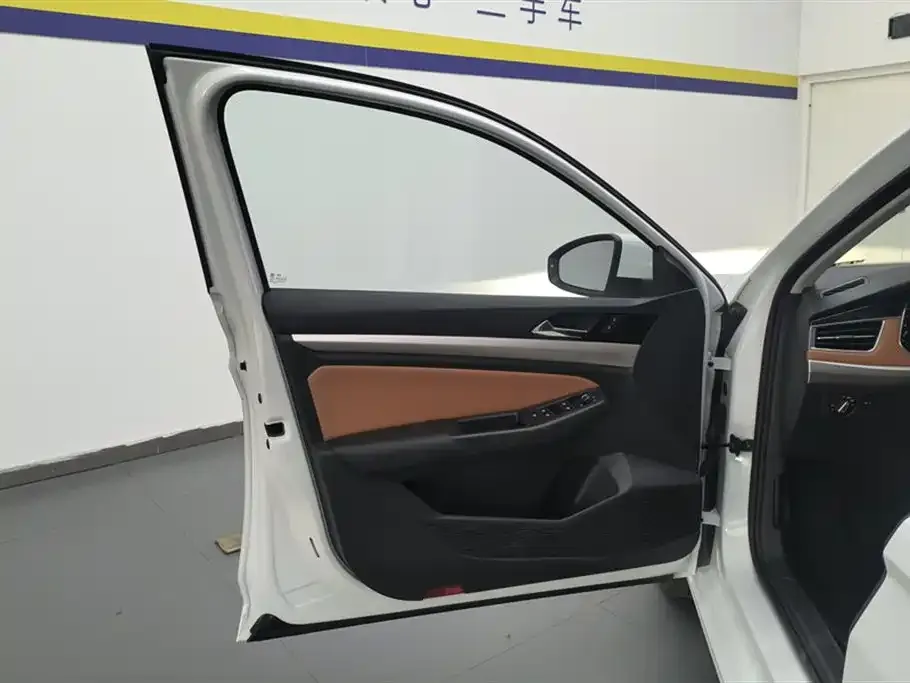Volkswagen Bora 2024 из CN, фото 7