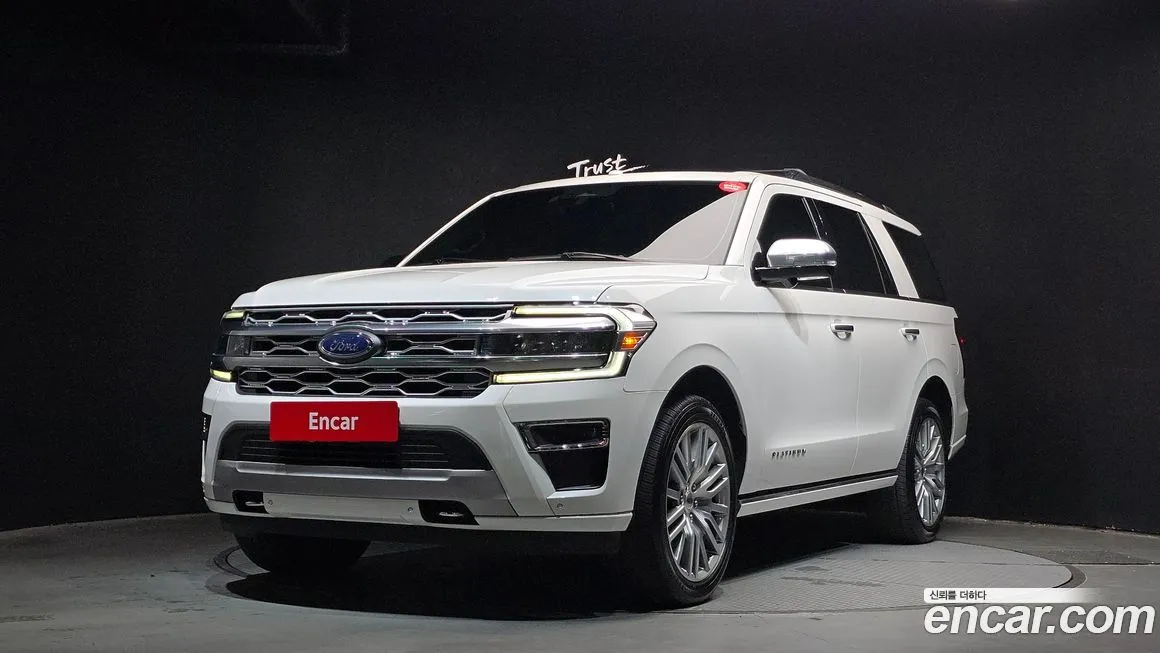 Ford Expedition — фото 1