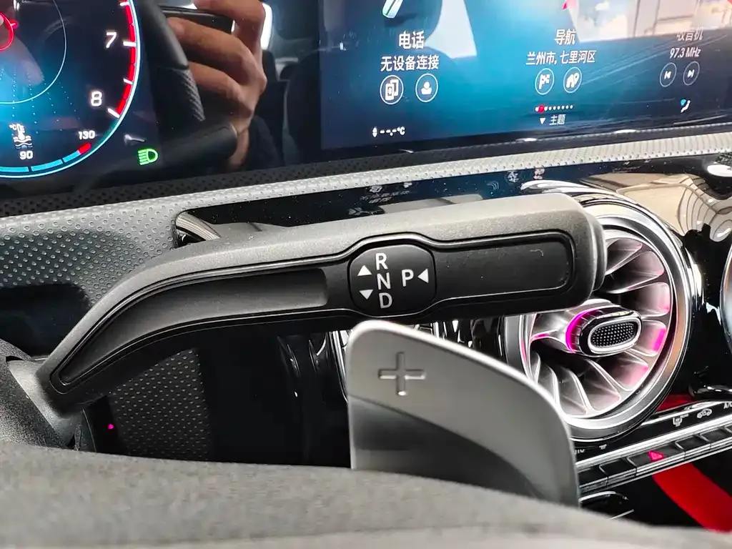 Mercedes-Benz A-Class 2023 из CN, фото 7
