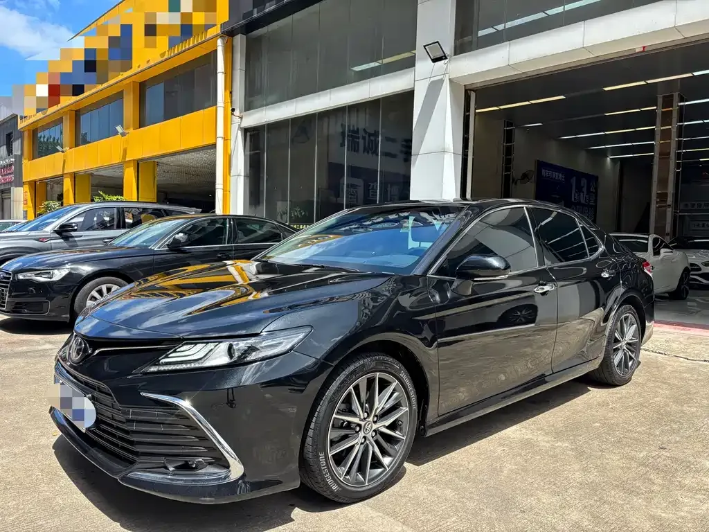 Toyota Camry 2023 из CN, фото 3