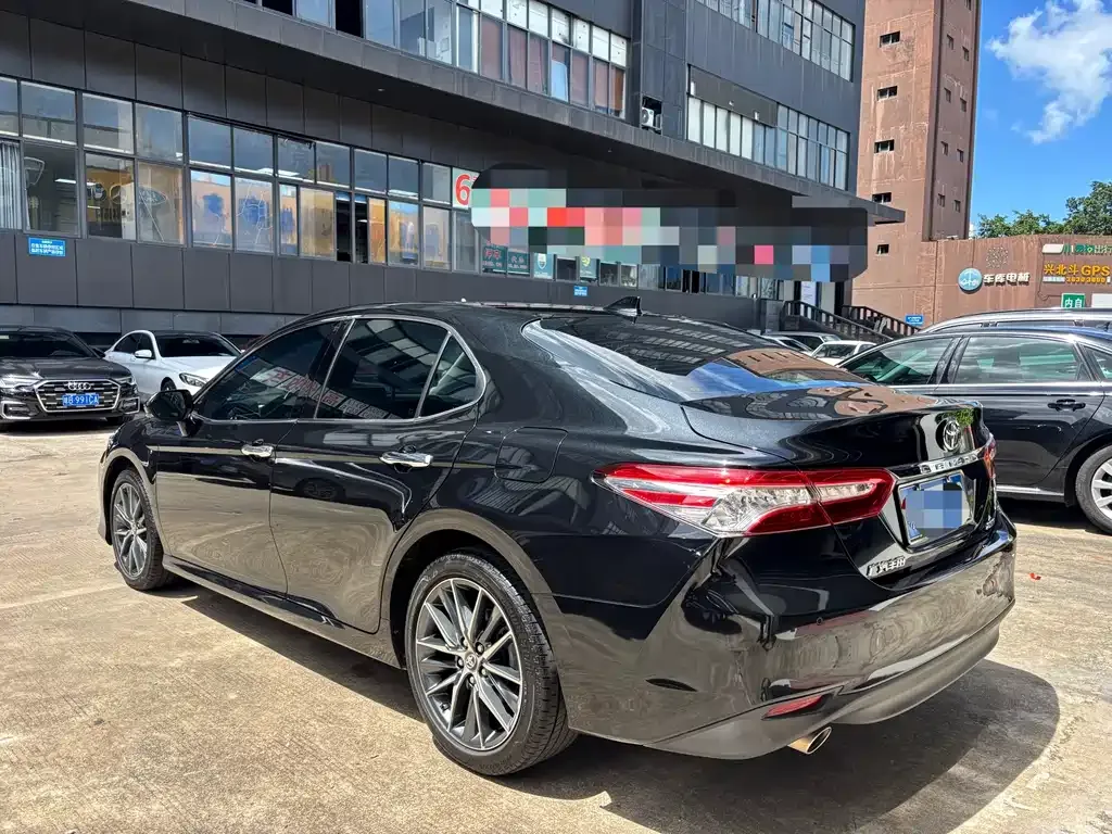 Toyota Camry 2023 из CN, фото 7