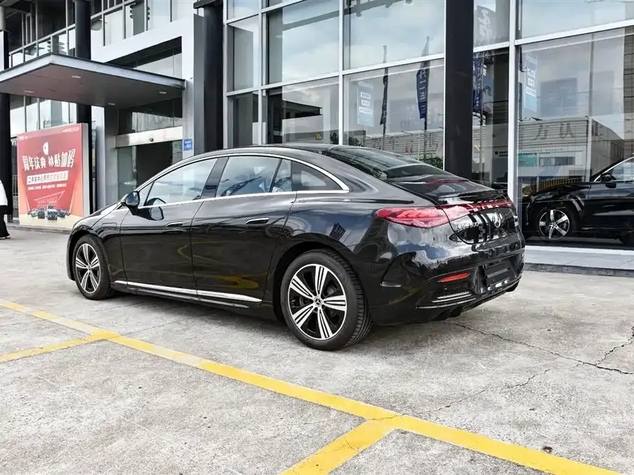 Mercedes-Benz EQE 2025 из CN, фото 3