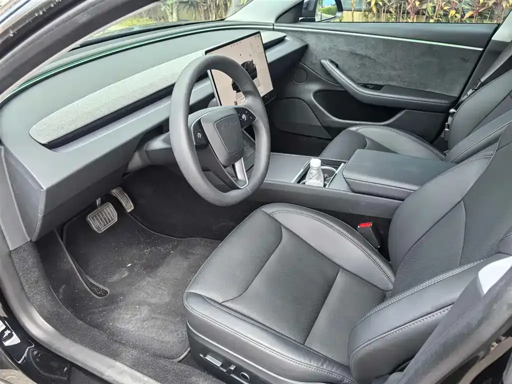 Tesla Model 3 2023 из CN, фото 4