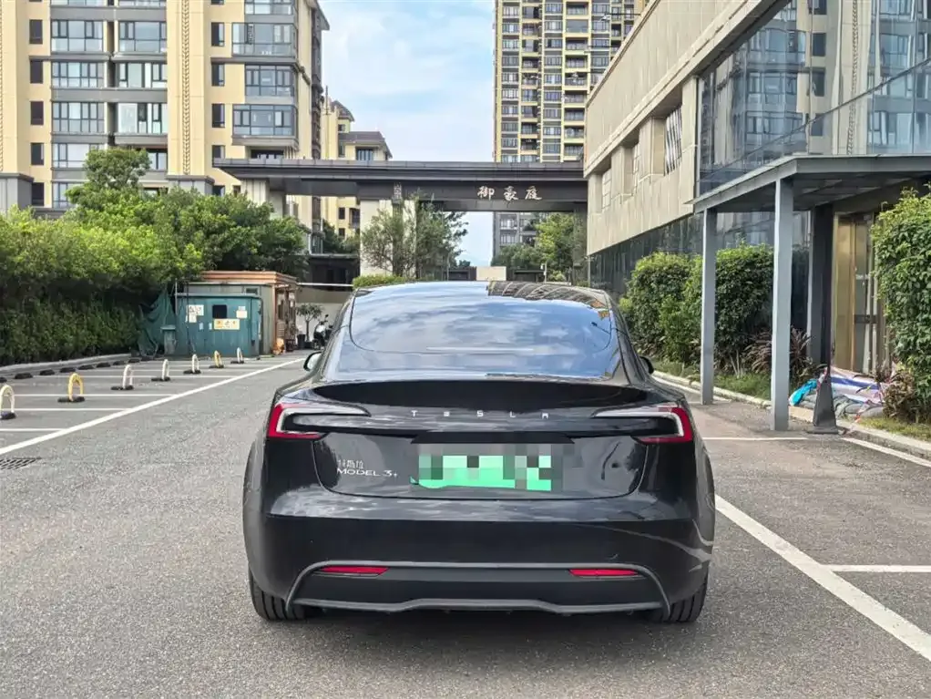 Tesla Model 3 2023 из CN, фото 8