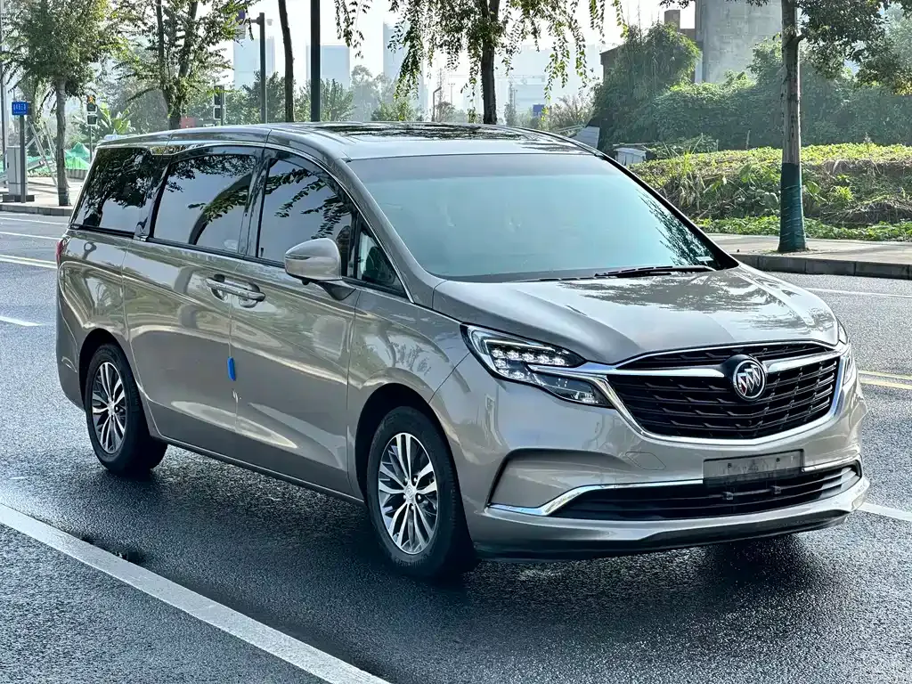 Buick GL8 2022 из CN, фото 3
