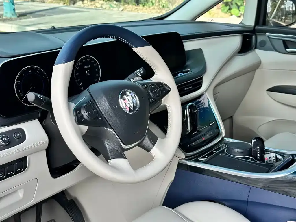 Buick GL8 2022 из CN, фото 6