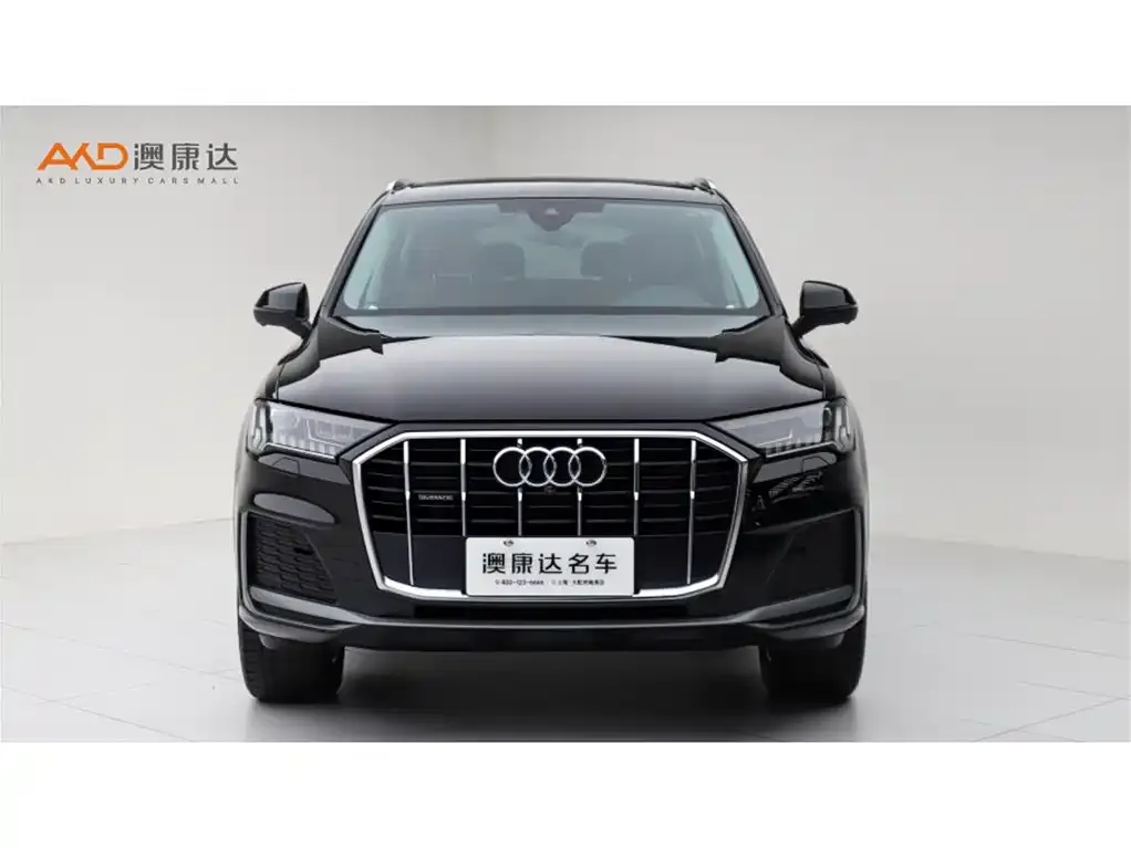 Audi Q7 2024 из CN, фото 2