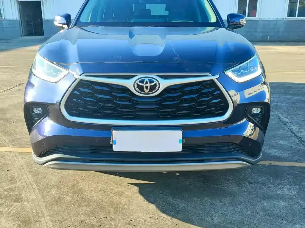 Toyota Highlander 2022 из CN, фото 2