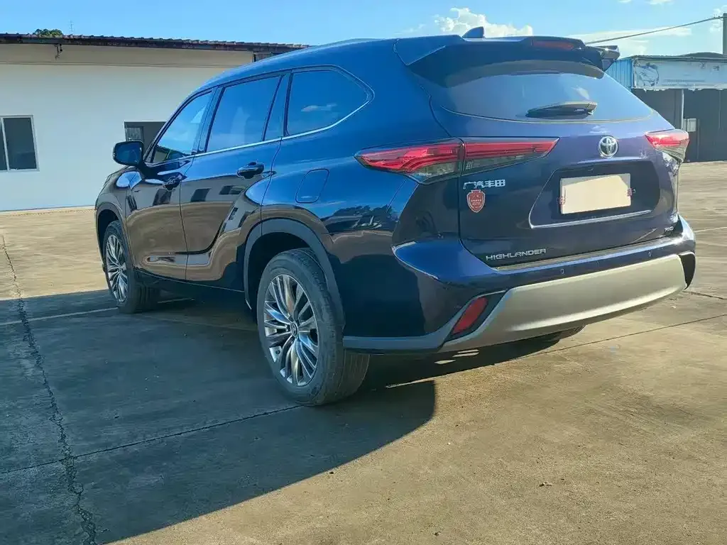 Toyota Highlander 2022 из CN, фото 7