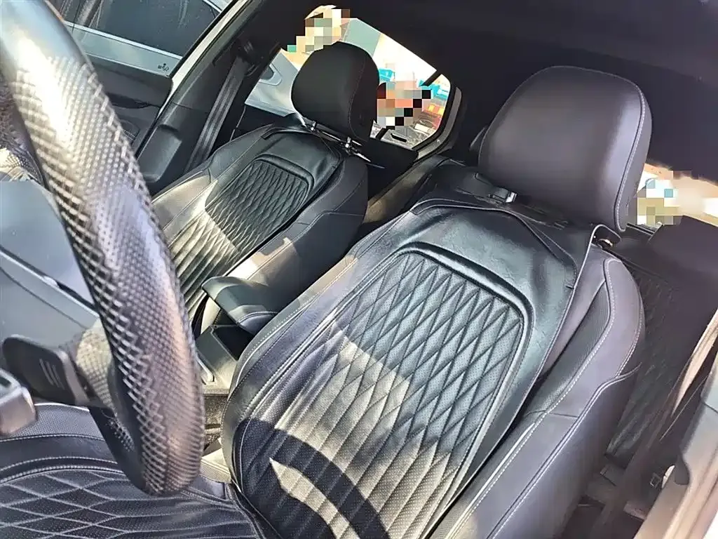 Volkswagen Golf 2021 из CN, фото 8