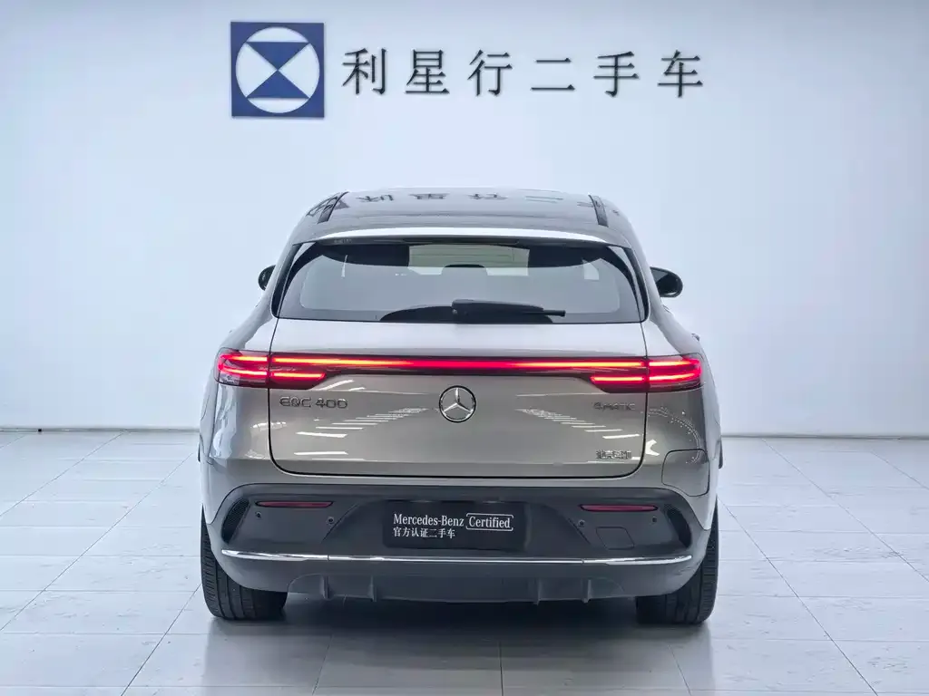 Mercedes-Benz EQC — фото 6