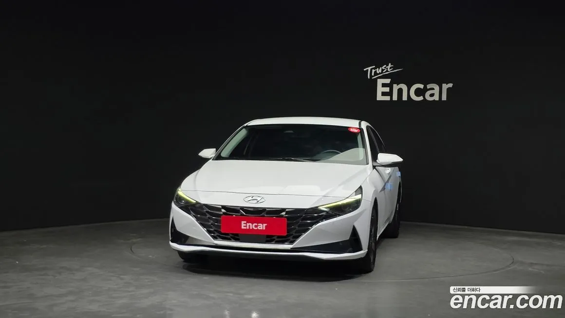 Hyundai AVANTE — фото 3