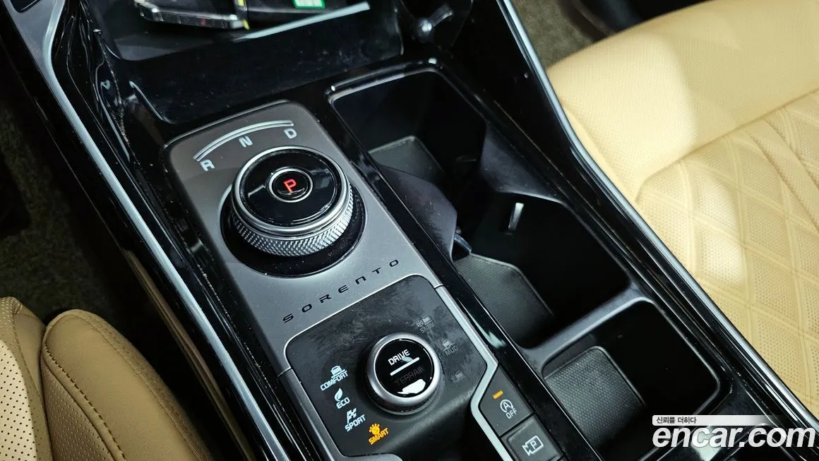 Kia Sorento — фото 9