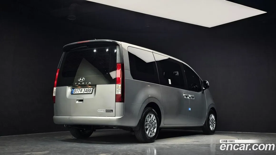 Hyundai Staria — фото 2
