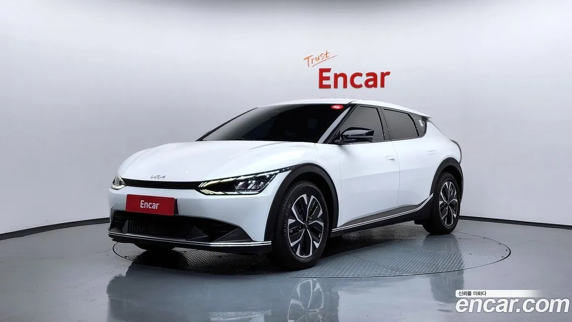 Kia EV6 — фото 1
