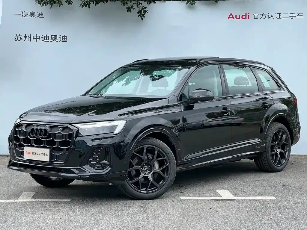Audi Q7 2024 из CN, фото 1