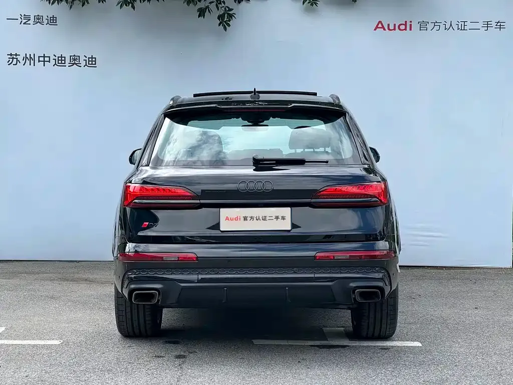 Audi Q7 2024 из CN, фото 5