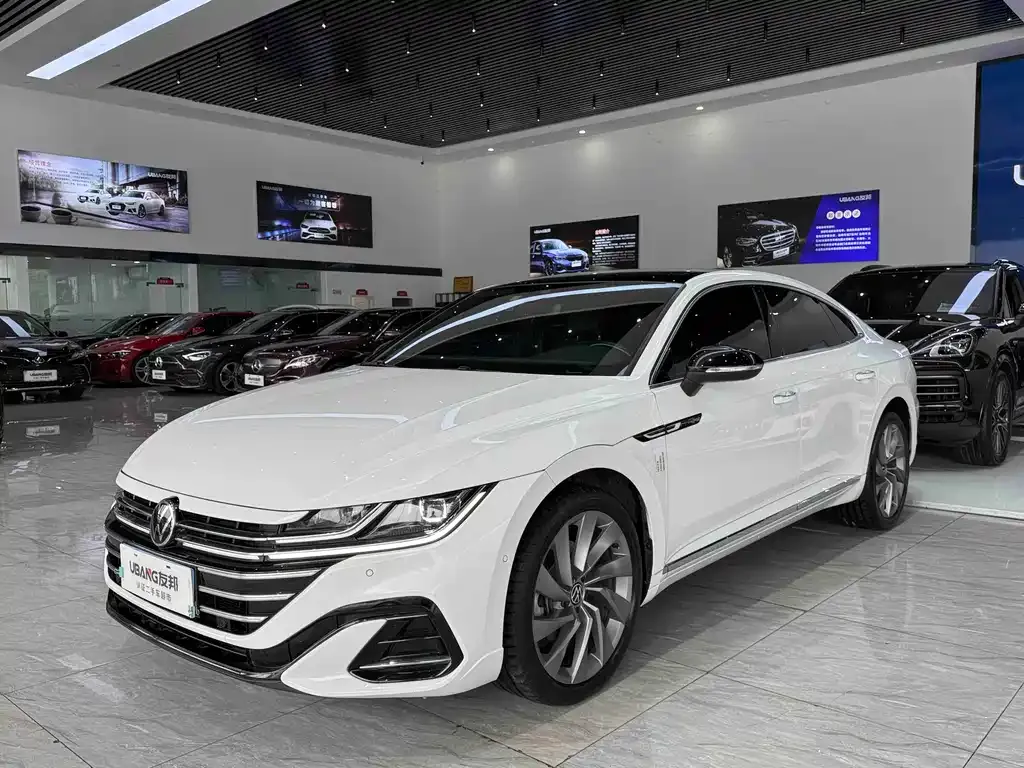 Volkswagen CC 2022 из CN, фото 1