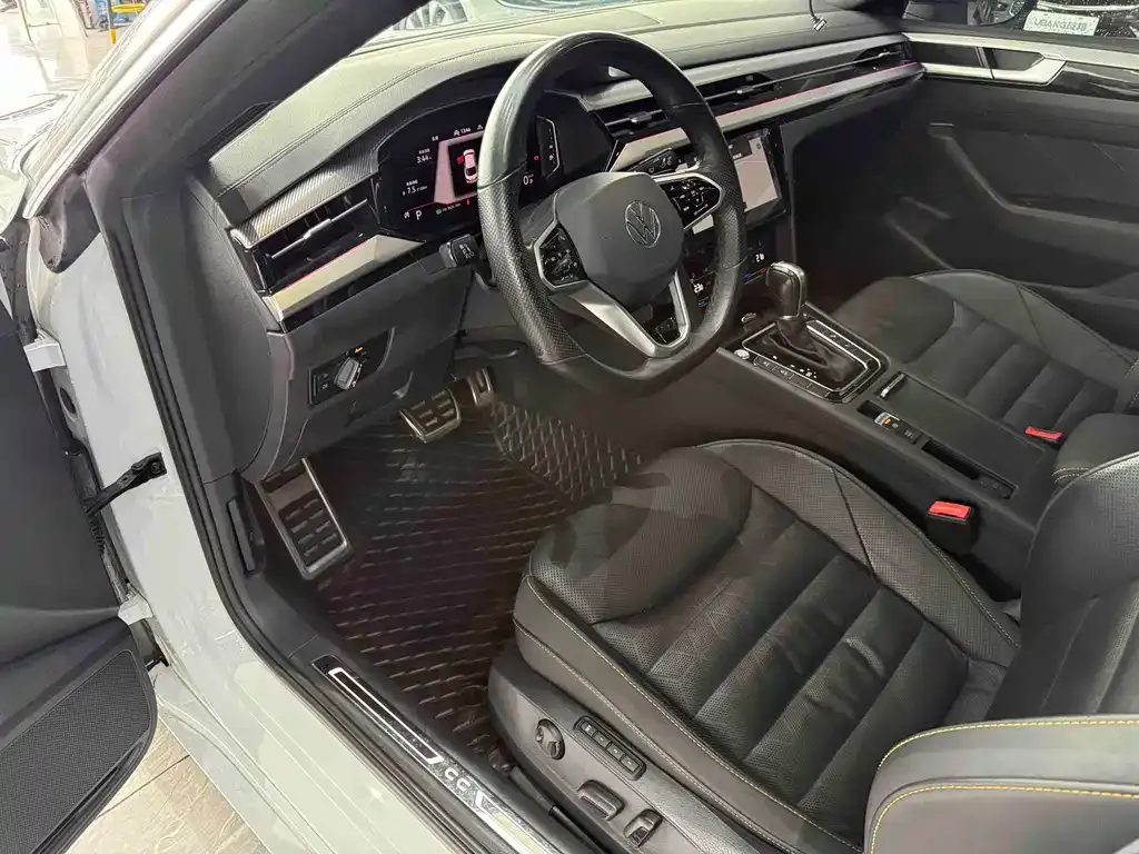 Volkswagen CC 2022 из CN, фото 10