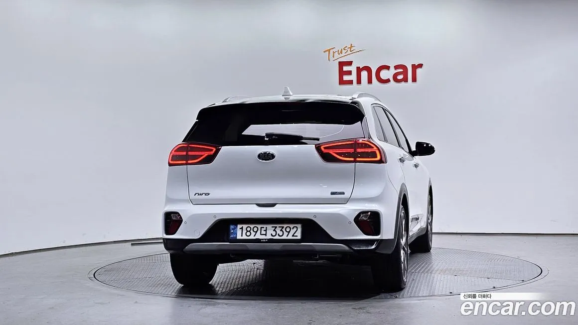 Kia Niro — фото 4