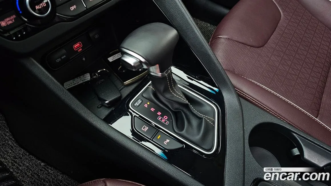 Kia Niro — фото 9