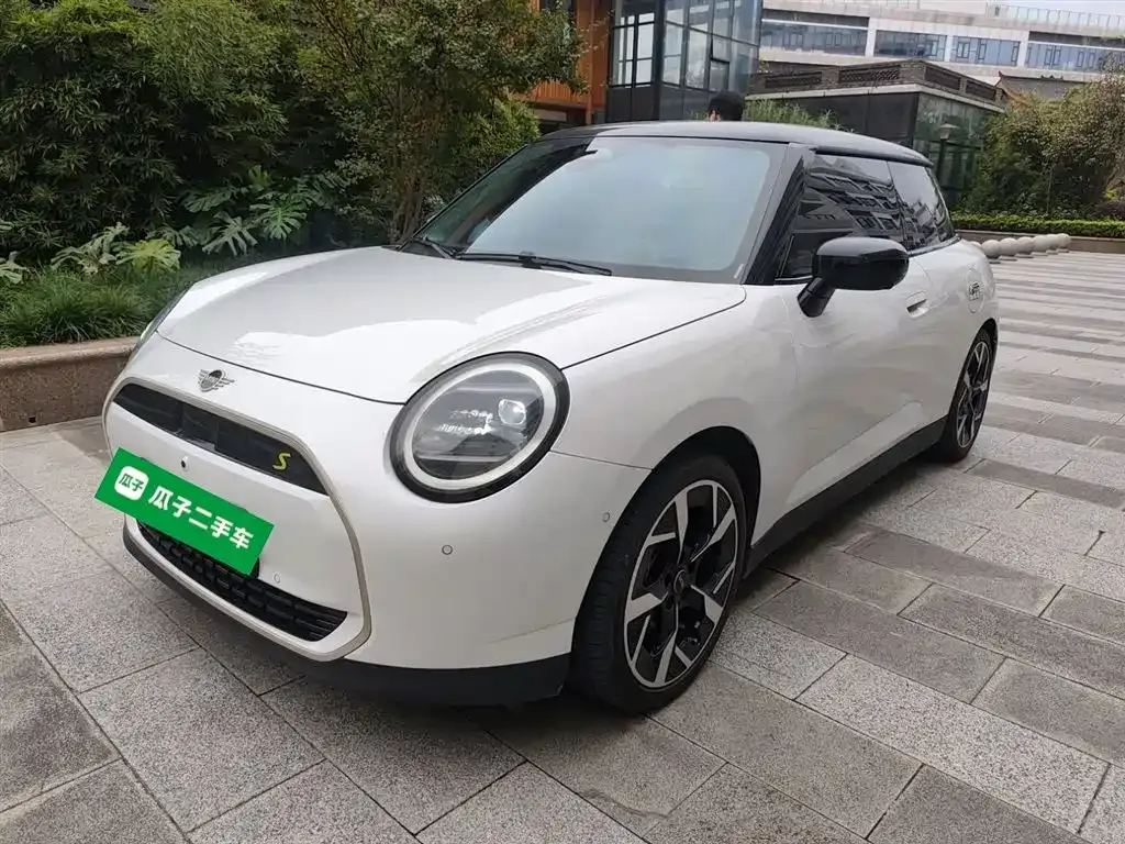 [object Object] MINI COOPER EV 2024 из CN, фото 2