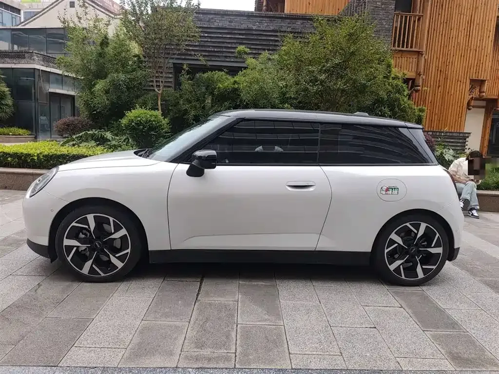 [object Object] MINI COOPER EV 2024 из CN, фото 5