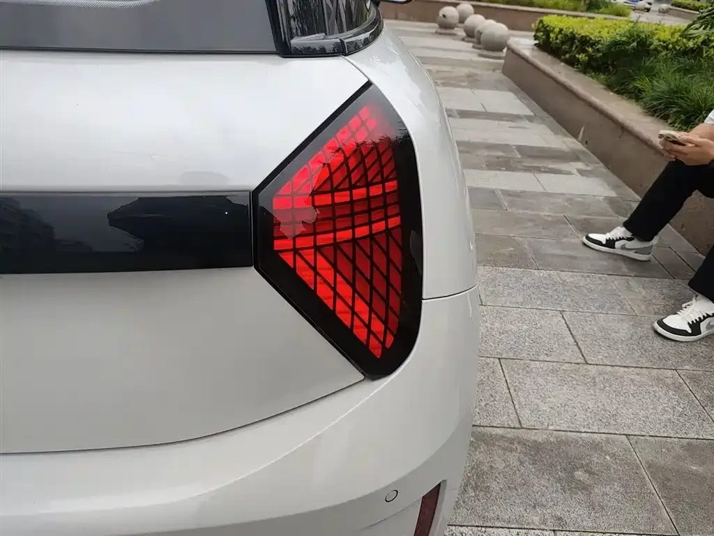 [object Object] MINI COOPER EV 2024 из CN, фото 8