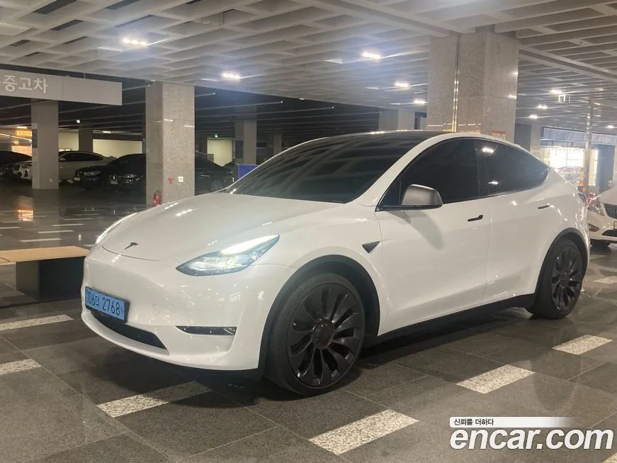 Tesla Model Y