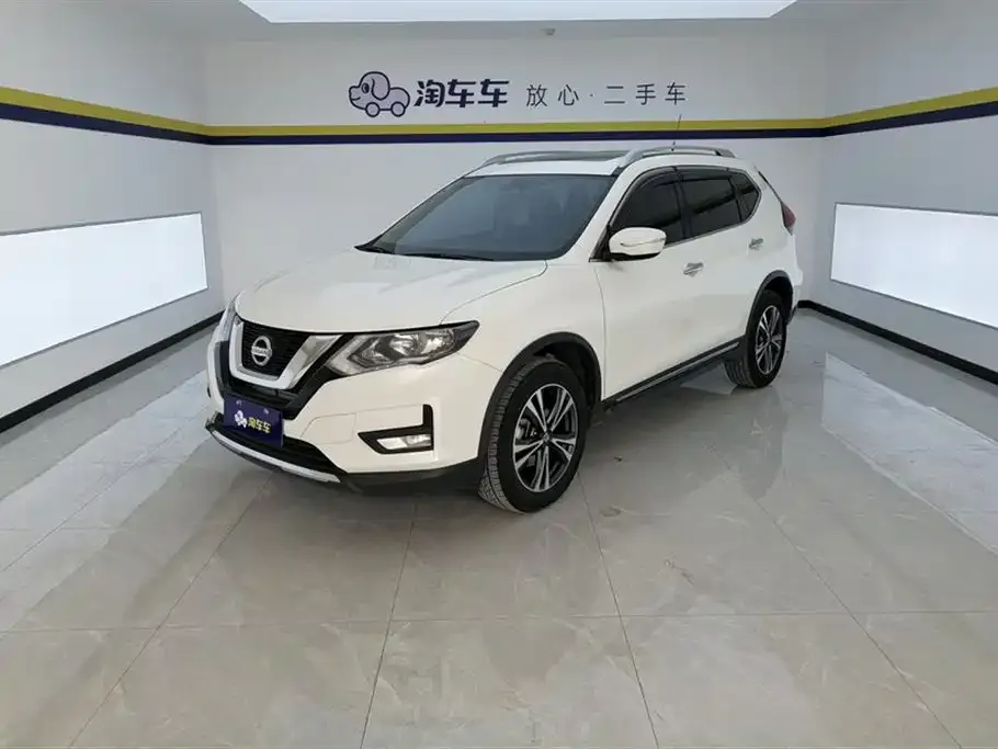Nissan X-Trail 2023 из CN, фото 1