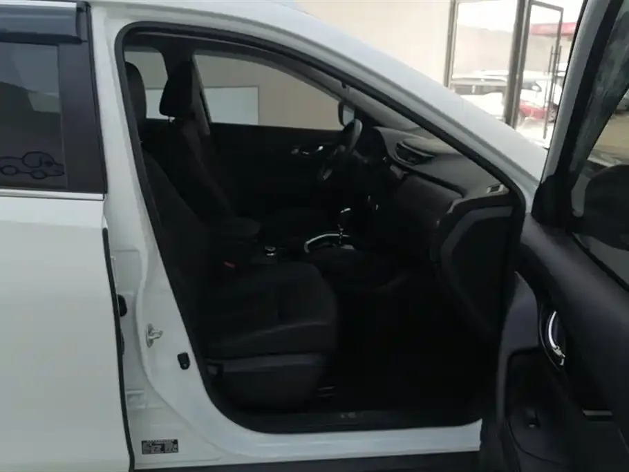Nissan X-Trail 2023 из CN, фото 8
