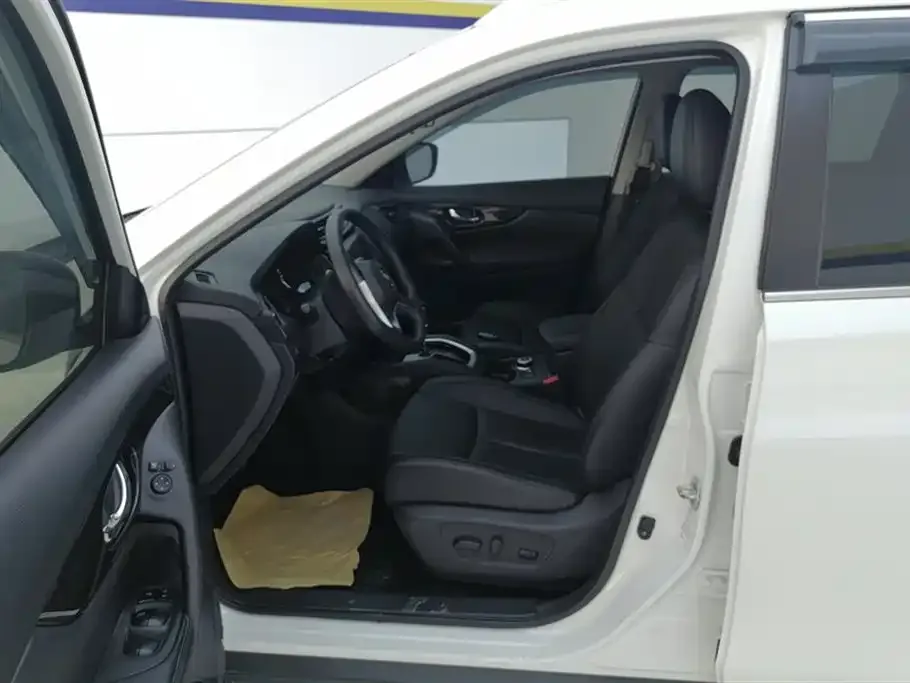 Nissan X-Trail 2023 из CN, фото 9
