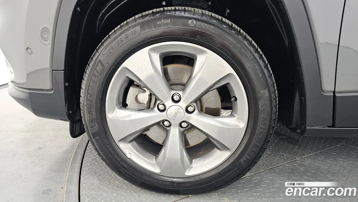 Jeep Cherokee 2021 из KR, фото 5