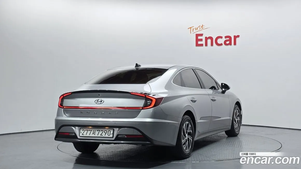 Hyundai Sonata — фото 2