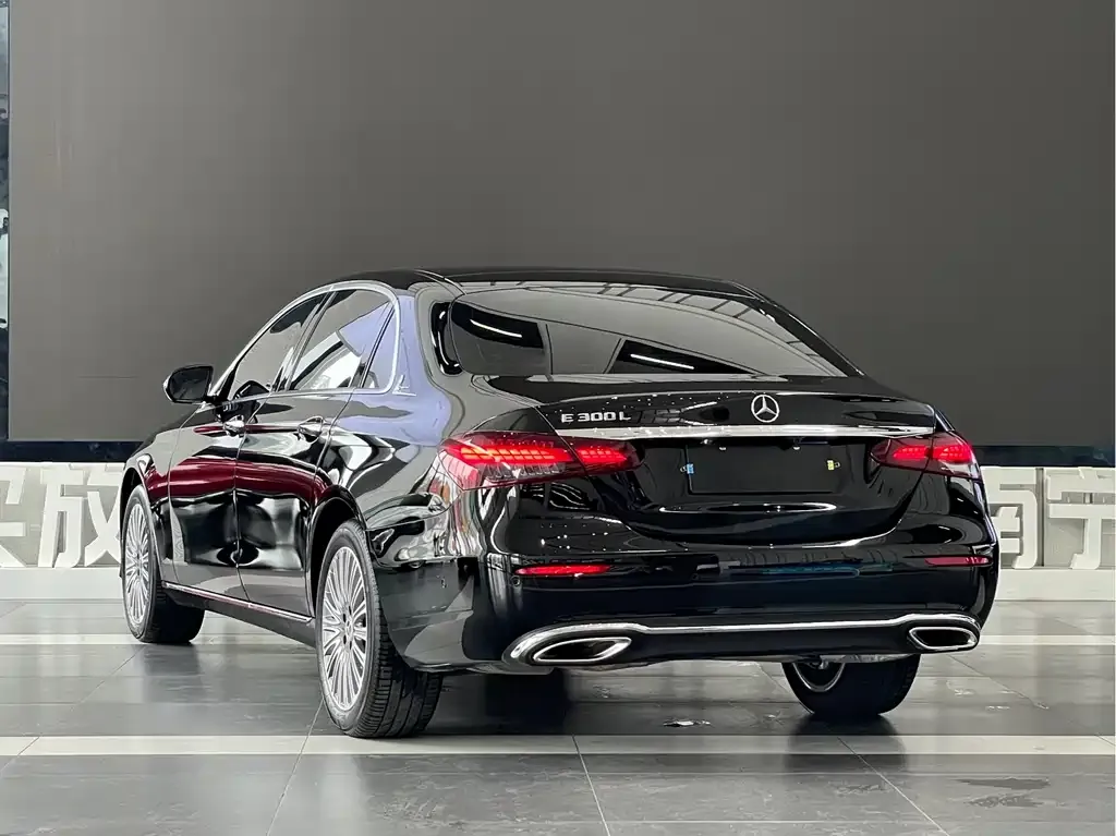 Mercedes-Benz E-Class 2022 из CN, фото 4